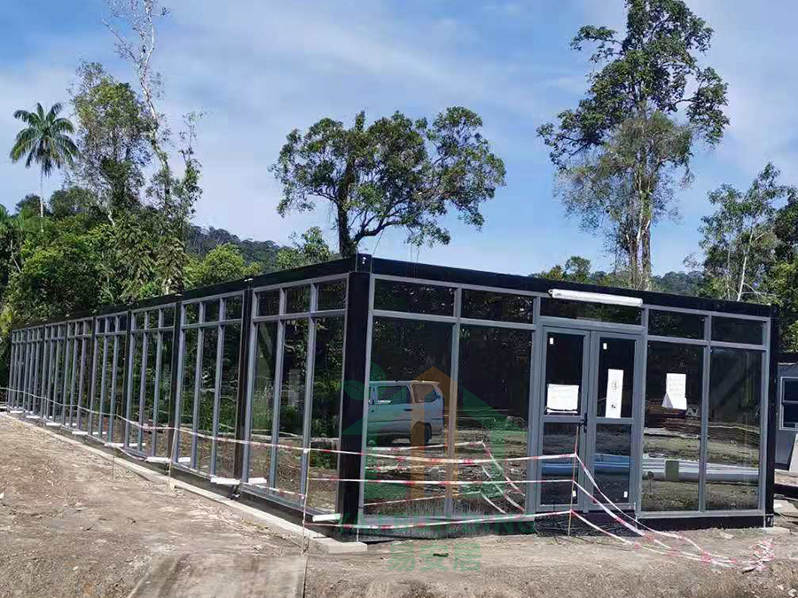 Fast assemble container house project in Brunei