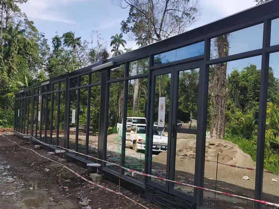 Fast assemble container house project in Brunei