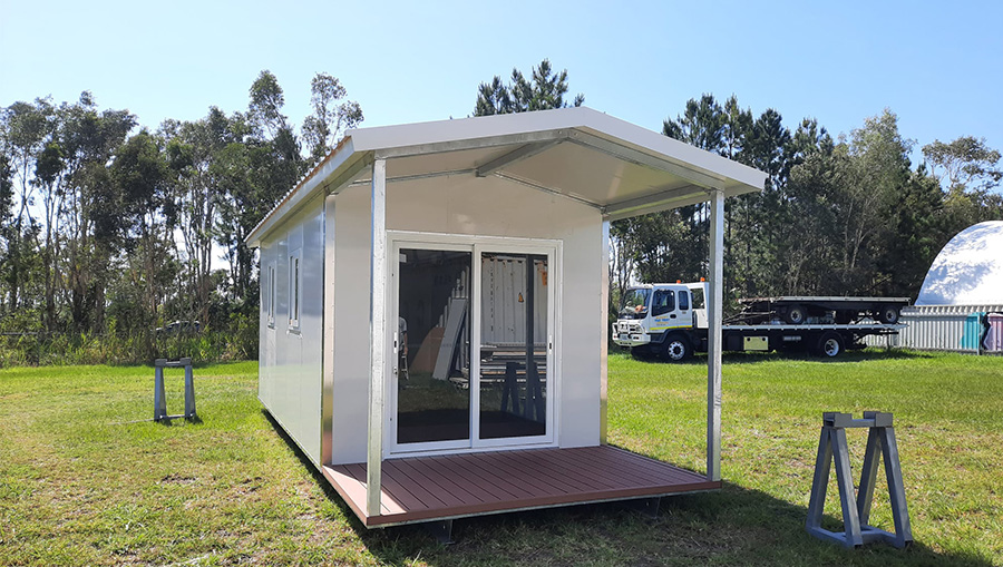 7.8m×3m×2.6m portable cabin with balcony