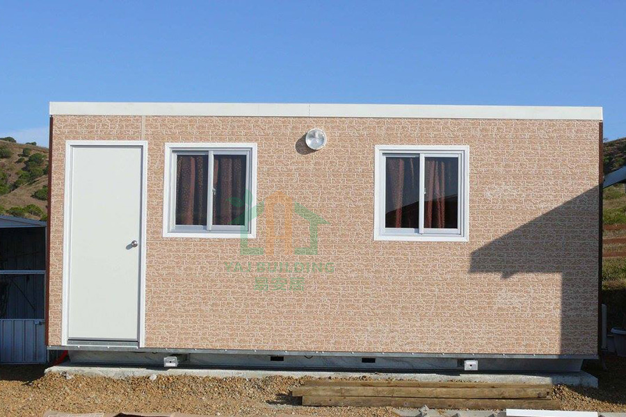 Prefab cabin with PU wall siding