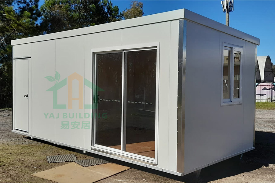 Prefab cabin 6x3m