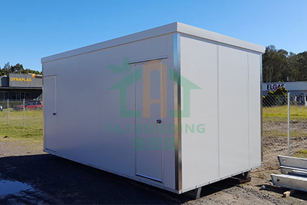 Prefab cabin with toilet 6x3x2.6m